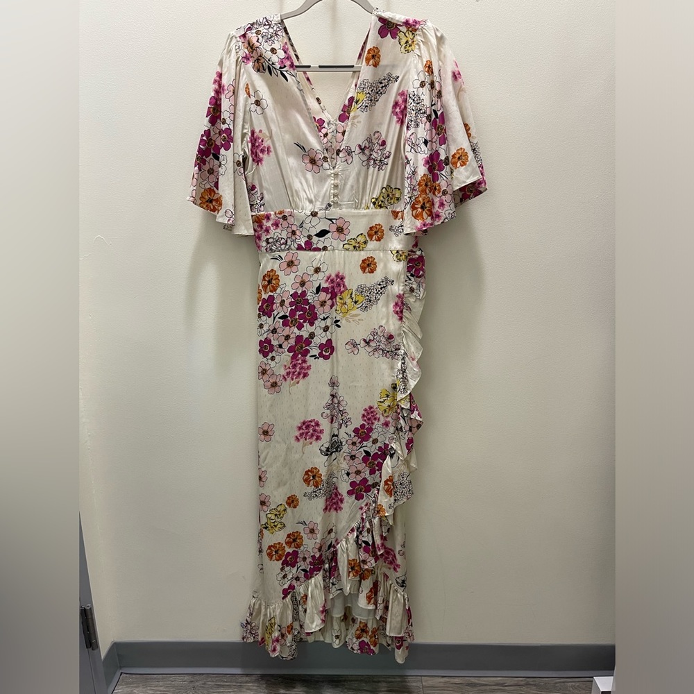 BY TIMO DRESS